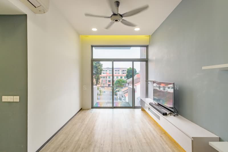Wembly Residences, 28 Yio Chu Kang Road, 2 Bedrooms, 904 sqft, Apartment For Sale, by Celestine Chun, 500194889 - Living Room - PropertyGuru.com.sg