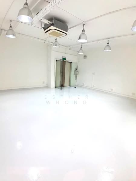 Midview City, 22 Sin Ming Lane, 1,496 sqft, Light Industrial (B1) For Sale, by Esther Whong, 500194890 - Interior - CommercialGuru.com.sg
