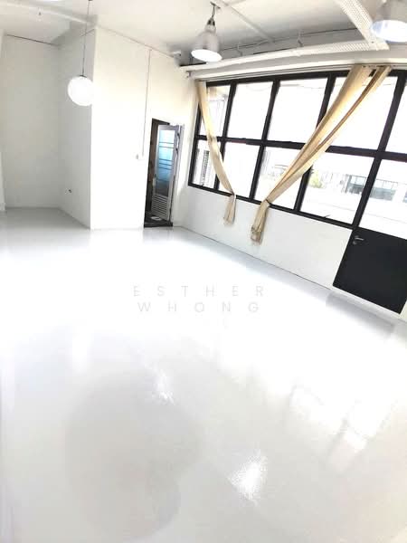 Midview City, 22 Sin Ming Lane, 1,496 sqft, Light Industrial (B1) For Sale, by Esther Whong, 500194890 - Interior - CommercialGuru.com.sg