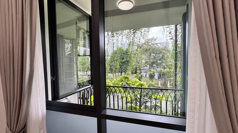 Jervois Mansion, 8 Jervois Close, 2 Bedrooms, 678 sqft, Condominium For Sale, by Anson Goh  吴铭华, 500194892 - Balcony - PropertyGuru.com.sg