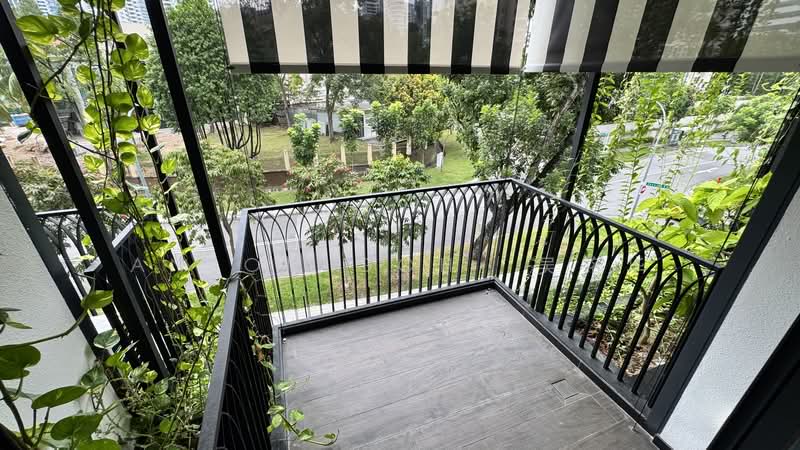 Jervois Mansion, 8 Jervois Close, 2 Bedrooms, 678 sqft, Condominium For Sale, by Anson Goh  吴铭华, 500194892 - Balcony - PropertyGuru.com.sg