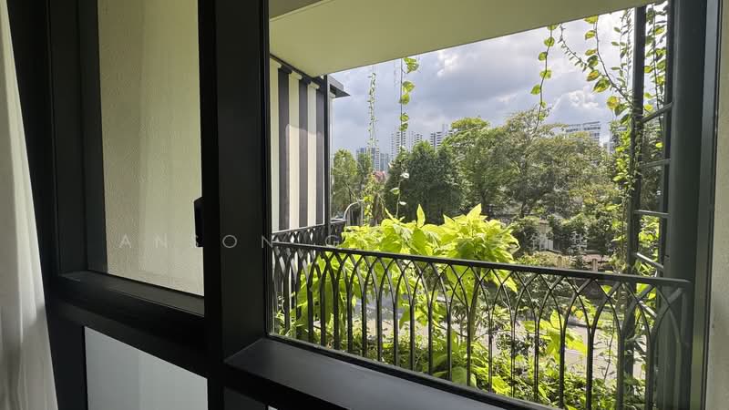 Jervois Mansion, 8 Jervois Close, 2 Bedrooms, 678 sqft, Condominium For Sale, by Anson Goh  吴铭华, 500194892 - Balcony - PropertyGuru.com.sg