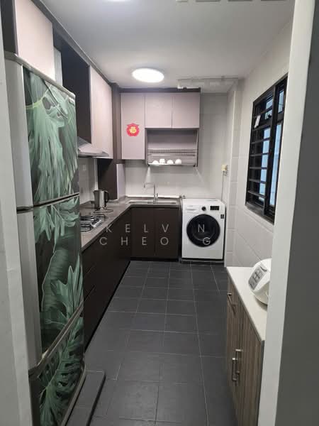 271C Jurong West Street 24, 271C Jurong West Street 24, 2 Bedrooms, 1,181 sqft, HDB Flat For Rent, by Kelvin Cheong, 500194903 - Kitchen - PropertyGuru.com.sg