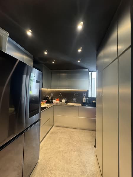 Flamingo Valley, 460 Siglap Road, 5 Bedrooms, 2,960 sqft, Condominium For Sale, by Laura Chan 陈诗惠, 500194911 - Kitchen - PropertyGuru.com.sg