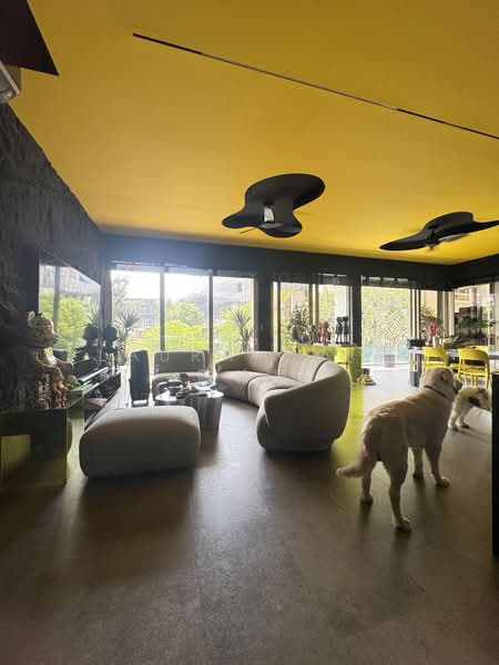 Flamingo Valley, 460 Siglap Road, 5 Bedrooms, 2,960 sqft, Condominium For Sale, by Laura Chan 陈诗惠, 500194911 - Living Room - PropertyGuru.com.sg