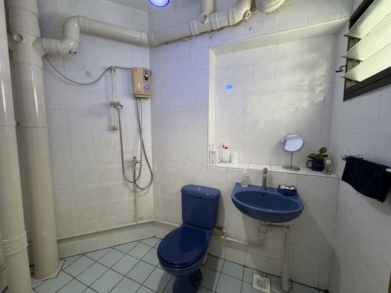 223D Compassvale Walk, 223D Compassvale Walk, Room Rental, 150 sqft, HDB Flat For Rent, by Xynde Goh, 500194912 - Bathroom - PropertyGuru.com.sg