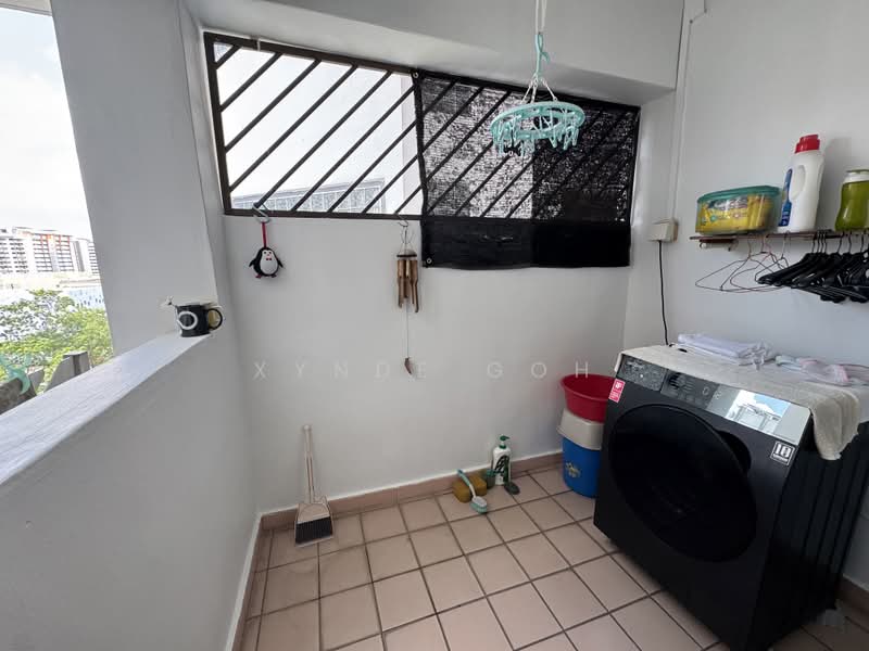 223D Compassvale Walk, 223D Compassvale Walk, Room Rental, 150 sqft, HDB Flat For Rent, by Xynde Goh, 500194912 - Balcony - PropertyGuru.com.sg