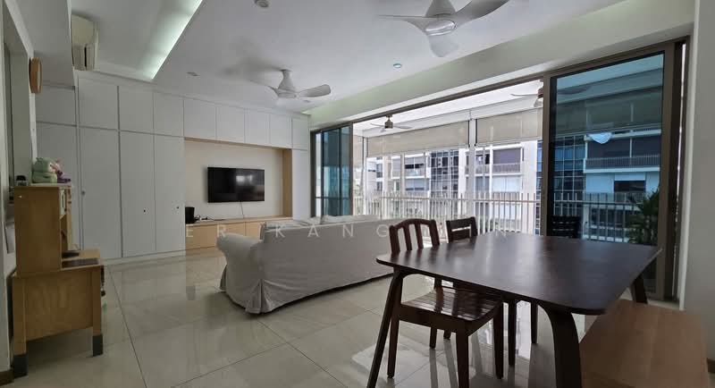 The Vales, 79 Anchorvale Crescent, 4 Bedrooms, 1,410 sqft, Condominium For Rent, by Er Kang Lin, 500194913 - Living Room - PropertyGuru.com.sg