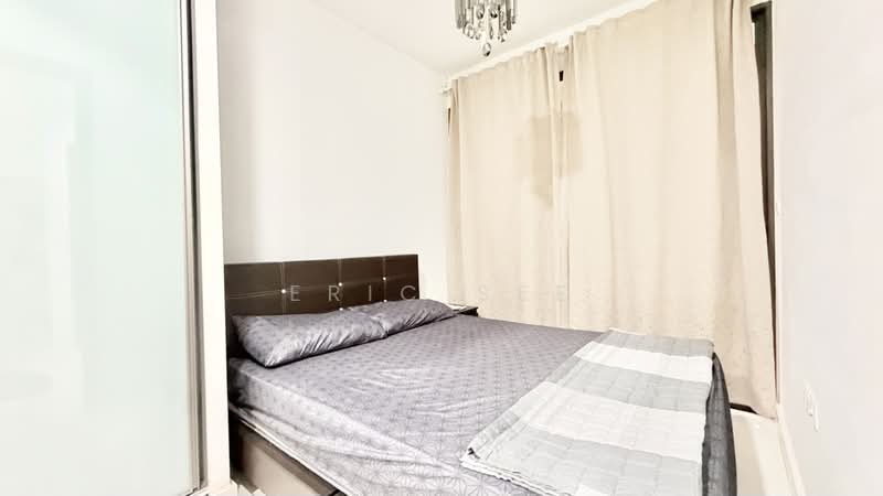 Smart Suites, 302 Sims Avenue, 1 Bedroom, 527 sqft, Condominium For Rent, by Eric See, 500194918 - Bedroom - PropertyGuru.com.sg