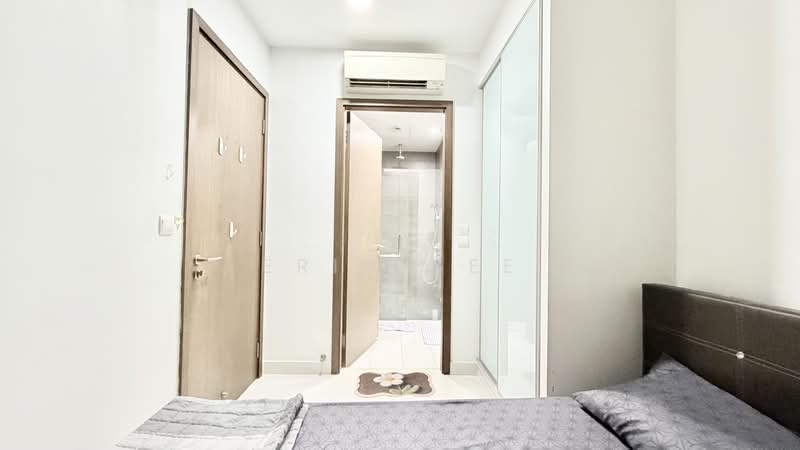 Smart Suites, 302 Sims Avenue, 1 Bedroom, 527 sqft, Condominium For Rent, by Eric See, 500194918 - Bedroom - PropertyGuru.com.sg