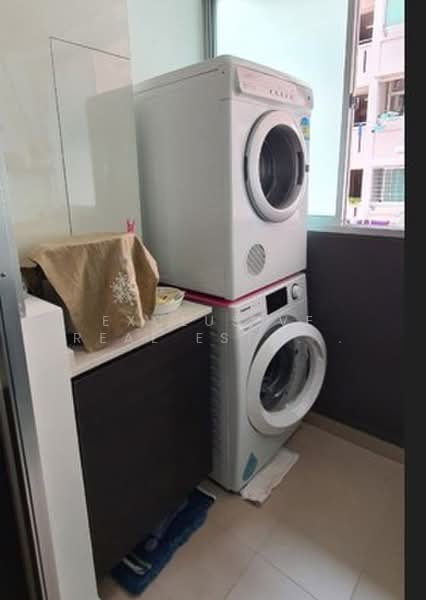 448A Bukit Batok West Avenue 9, 448A Bukit Batok West Avenue 9, 2 Bedrooms, 732 sqft, HDB Flat For Rent, by ARTHUR, 500194919 - Balcony - PropertyGuru.com.sg