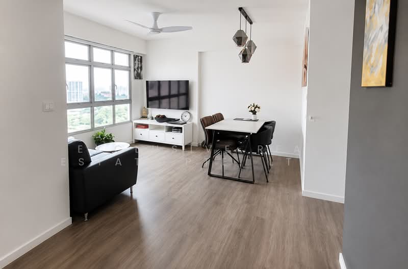 448A Bukit Batok West Avenue 9, 448A Bukit Batok West Avenue 9, 2 Bedrooms, 732 sqft, HDB Flat For Rent, by ARTHUR, 500194919 - Living Room - PropertyGuru.com.sg