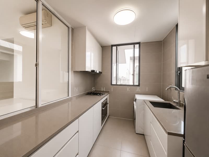 Hundred Trees, 85 West Coast Drive, 3 Bedrooms, 915 sqft, Condominium For Sale, by Tan Shi Kai, 500194942 - Kitchen - PropertyGuru.com.sg