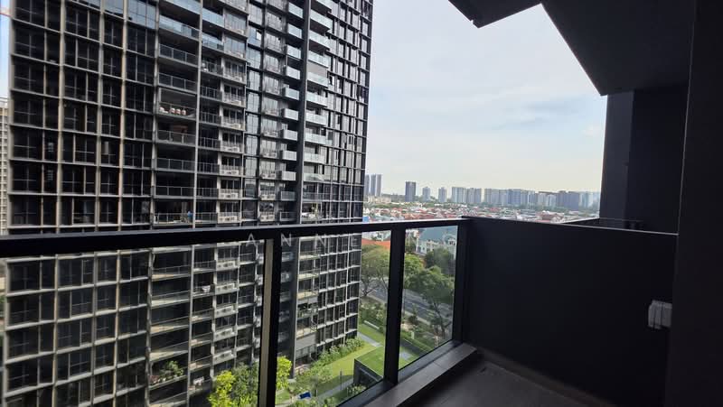 Tembusu Grand, 94 Jalan Tembusu, 2 Bedrooms, 743 sqft, Condominium For Sale, by Anne Ng, 500194944 - Balcony - PropertyGuru.com.sg