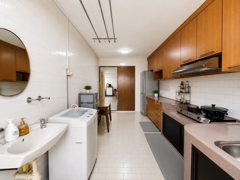 108 Woodlands Street 13, 108 Woodlands Street 13, 3 Bedrooms, 980 sqft, HDB Flat For Sale, by Jamie Sim, 500194948 - Kitchen - PropertyGuru.com.sg
