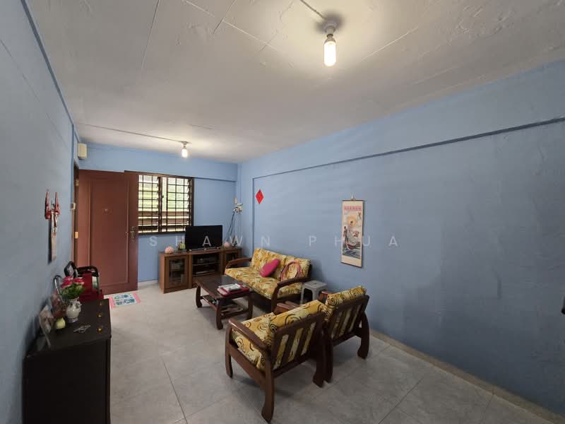 206 Yishun Street 21, 206 Yishun Street 21, 2 Bedrooms, 721 sqft, HDB Flat For Sale, by Shawn Phua, 500194952 - Living Room - PropertyGuru.com.sg
