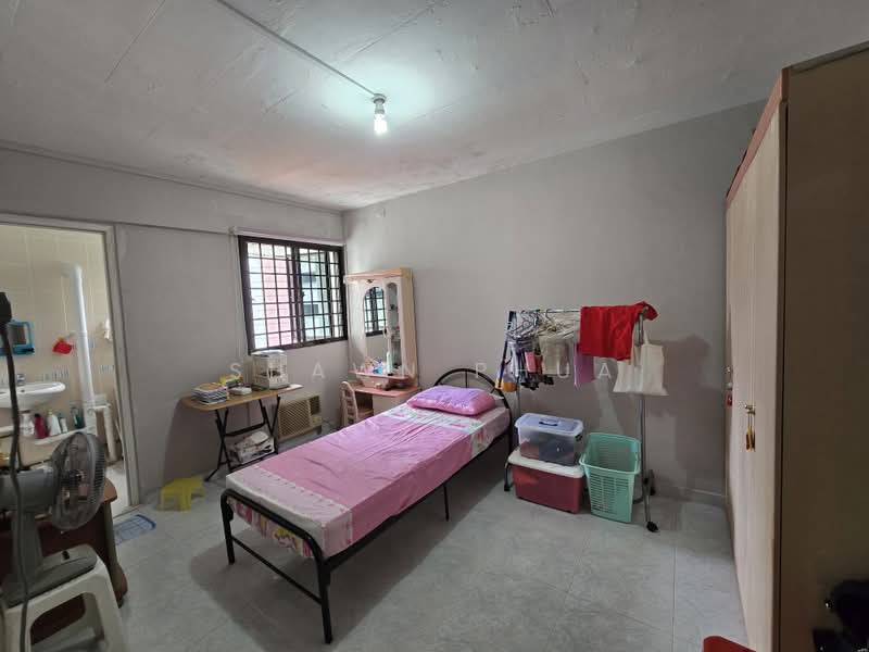 206 Yishun Street 21, 206 Yishun Street 21, 2 Bedrooms, 721 sqft, HDB Flat For Sale, by Shawn Phua, 500194952 - Bedroom - PropertyGuru.com.sg