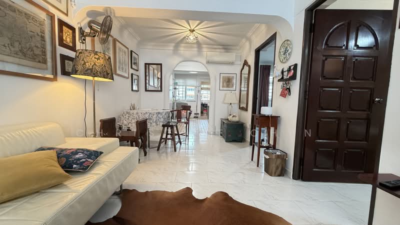 4 Holland Close, 4 Holland Close, 3 Bedrooms, 700 sqft, HDB Flat For Rent, by Christine Chin, 500194955 - Living Room - PropertyGuru.com.sg
