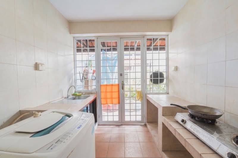 Villa Verde, Verde Grove, 5 Bedrooms, 3,620 sqft, Terraced House For Sale, by Kai Mun, 500194957 - Kitchen - PropertyGuru.com.sg