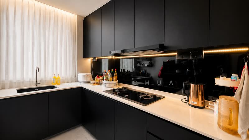 Ritz Regency, 8 Ipoh Lane, 3 Bedrooms, 1,195 sqft, Apartment For Sale, by Alvin Chua, 500194958 - Kitchen - PropertyGuru.com.sg