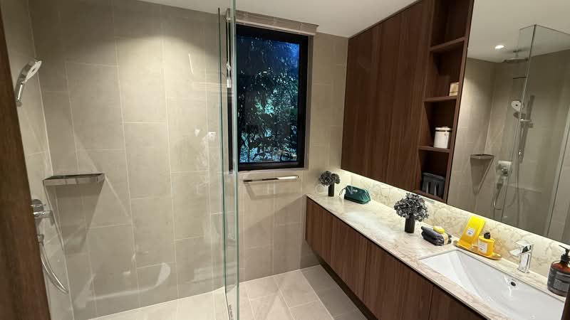 Faber Residence, 62 Faber Walk, 4 Bedrooms, 1,206 sqft, Condominium For Sale, by Keith Ong, 500194966 - Bathroom - PropertyGuru.com.sg