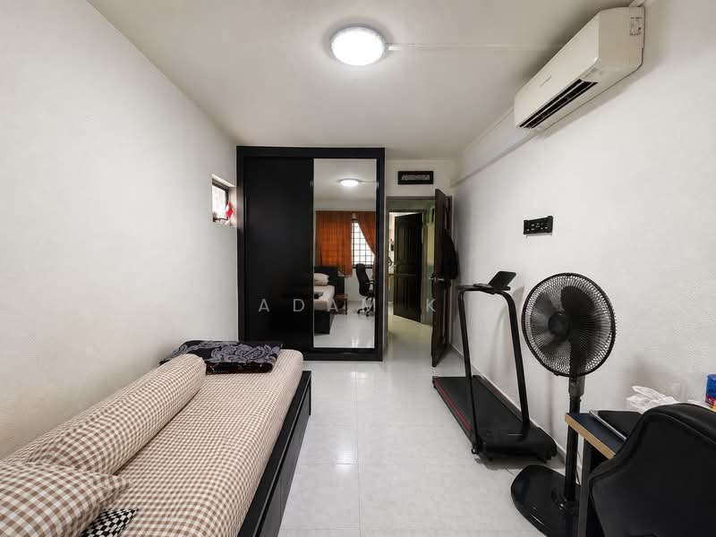 236 Choa Chu Kang Central, 236 Choa Chu Kang Central, 3 Bedrooms, 1,313 sqft, HDB Flat For Sale, by Adam K, 500194967 - Bedroom - PropertyGuru.com.sg