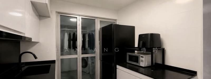 440A Bukit Batok West Avenue 8, 440A Bukit Batok West Avenue 8, 2 Bedrooms, 721 sqft, HDB Flat For Sale, by Jean Ang 诗吟, 500194975 - Kitchen - PropertyGuru.com.sg