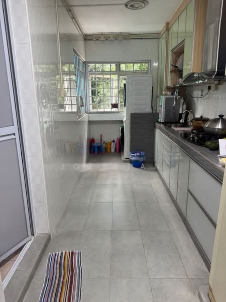 668D Jurong West Street 64, 668D Jurong West Street 64, 3 Bedrooms, 915 sqft, HDB Flat For Sale, by Joey Tan, 500194979 - Kitchen - PropertyGuru.com.sg