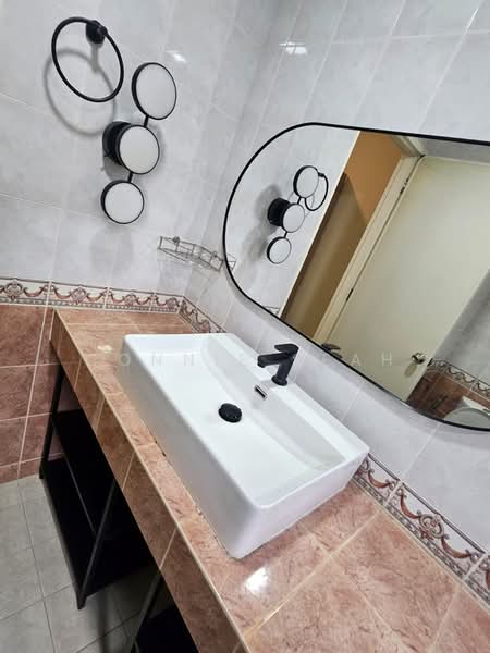 Teresa Ville, 1001 Lower Delta Road, 5 Bedrooms, 1,900 sqft, Condominium For Rent, by Connie Seah, 500194984 - PropertyGuru.com.sg