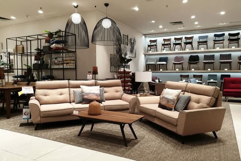 PRIME ANG MO KIO COMMERCIAL SPACE FOR EDUCATION, FITNESS & HEALTHCARE, Ang Mo Kio Ave 6, 6,024 sqft, Other Retail For Rent, by Mahesh Dhalani, 500194985 - Living Room - CommercialGuru.com.sg