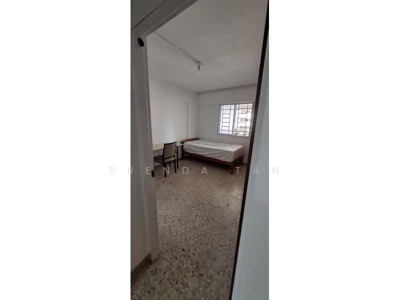 604 Ang Mo Kio Avenue 5, 604 Ang Mo Kio Avenue 5, 2 Bedrooms, 721 sqft, HDB Flat For Rent, by Brenda Tan, 500194986 - Bedroom - PropertyGuru.com.sg