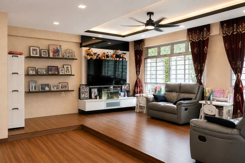 511A Yishun Street 51, 511A Yishun Street 51, 3 Bedrooms, 1,216 sqft, HDB Flat For Sale, by Asyraaf TCR, 500194987 - Living Room - PropertyGuru.com.sg