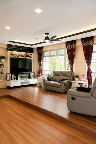 511A Yishun Street 51, 511A Yishun Street 51, 3 Bedrooms, 1,216 sqft, HDB Flat For Sale, by Asyraaf TCR, 500194987 - Living Room - PropertyGuru.com.sg