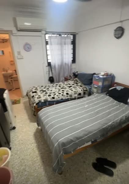 322 Ang Mo Kio Avenue 3, 322 Ang Mo Kio Avenue 3, Room Rental, 200 sqft, HDB Flat For Rent, by June Leng Yee Hoe, 500194991 - Bedroom - PropertyGuru.com.sg
