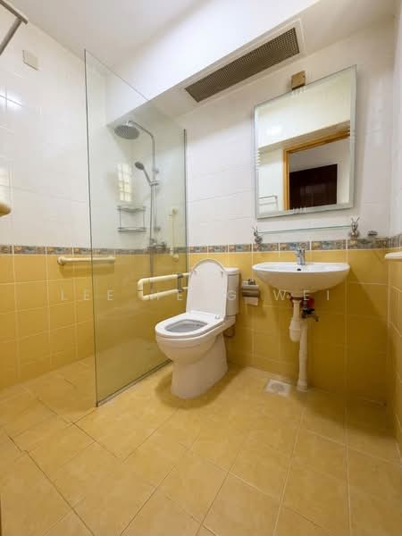 509B Wellington Circle, 509B Wellington Circle, 3 Bedrooms, 969 sqft, HDB Flat For Sale, by Lee Heng Wei, 500194995 - Bathroom - PropertyGuru.com.sg