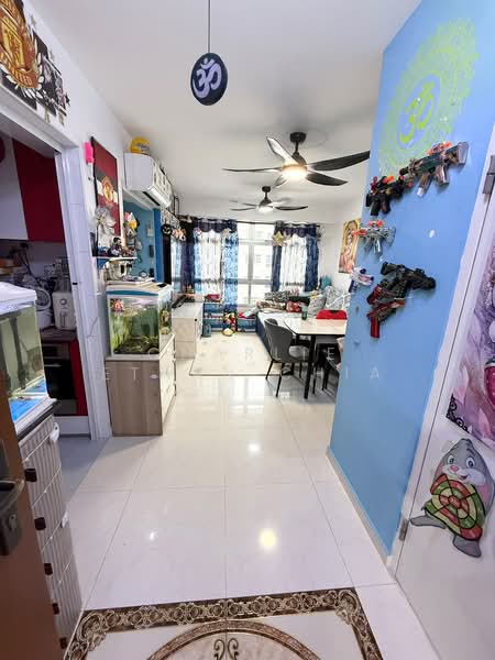 326C Sumang Walk, 326C Sumang Walk, 2 Bedrooms, 732 sqft, HDB Flat For Sale, by Charlie Ethan Chia, 500194998 - Living Room - PropertyGuru.com.sg