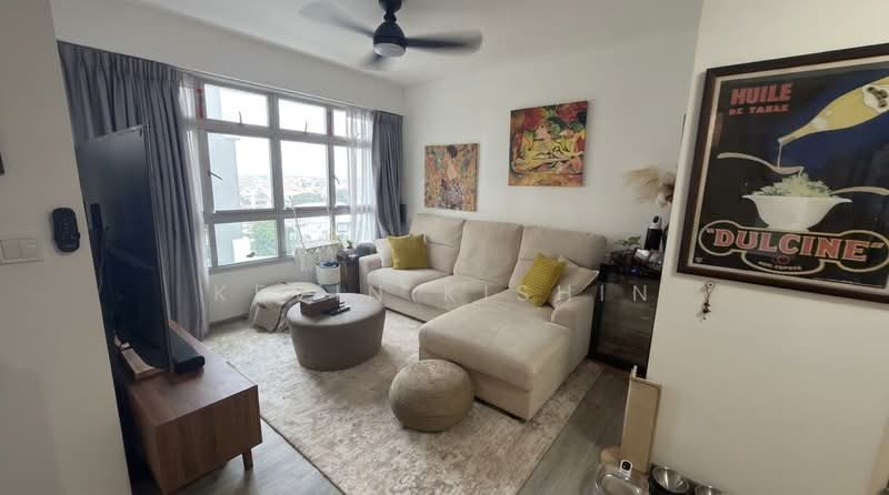 154A Bedok South Road, 154A Bedok South Road, 3 Bedrooms, 1,001 sqft, HDB Flat For Rent, by Kevin Kishin, 500195004 - Living Room - PropertyGuru.com.sg