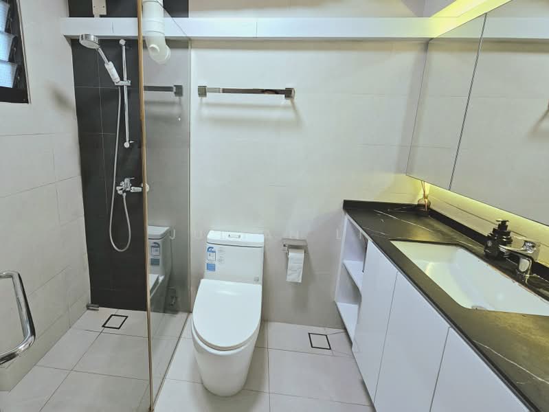 813 Jellicoe Road, 813 Jellicoe Road, 3 Bedrooms, 968 sqft, HDB Flat For Sale, by Julian Li, 500195006 - Bathroom - PropertyGuru.com.sg