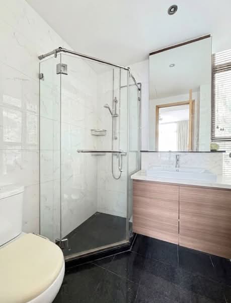The Carpmaelina, 48 Carpmael Road, 3 Bedrooms, 1,841 sqft, Condominium For Rent, by Eirene Phua, 500195016 - Master Bathroom - PropertyGuru.com.sg