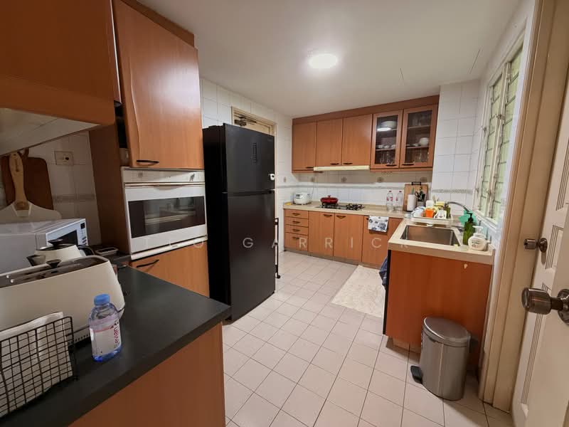 Symphony Heights, 37 Hume Avenue, 3 Bedrooms, 1,647 sqft, Condominium For Rent, by Teo Garrick, 500195020 - Kitchen - PropertyGuru.com.sg