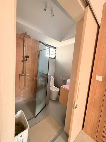 132A Canberra Crescent, 132A Canberra Crescent, 1 Bedroom, 707 sqft, HDB Flat For Rent, by Andy Neo, 500195027 - Bathroom - PropertyGuru.com.sg