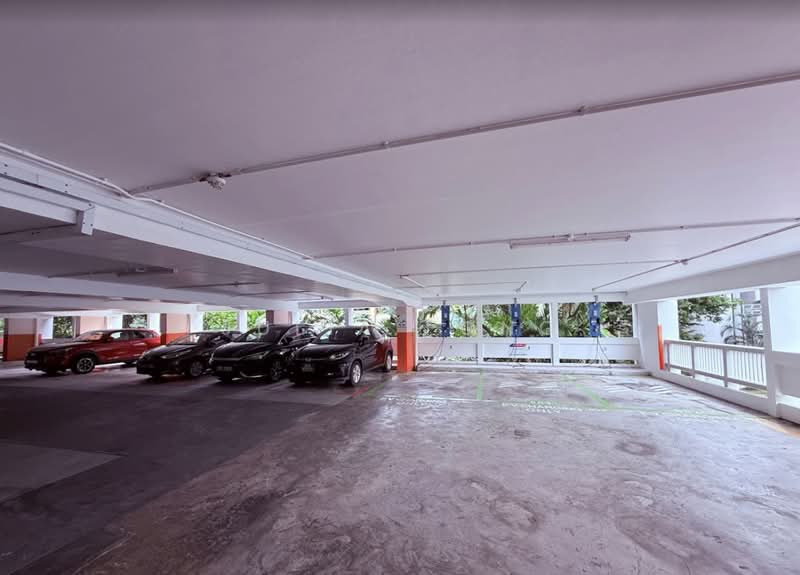 Blk 712 Ang Mo Kio Avenue 6, Ang Mo Kio Central, 6,024 sqft, Shop / Shophouse For Rent, by Julia Fong, 500195028 - Car Park - CommercialGuru.com.sg