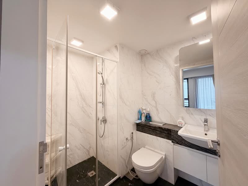 Sophia Hills, 5 Mount Sophia, 1 Bedroom, 614 sqft, Condominium For Sale, by Gina Foo, 500195038 - Bathroom - PropertyGuru.com.sg
