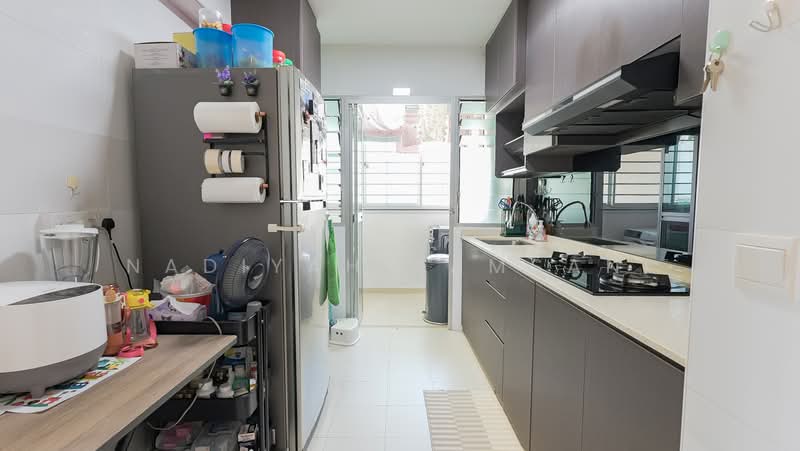 512B Yishun Street 51, 512B Yishun Street 51, 3 Bedrooms, 1,001 sqft, HDB Flat For Sale, by Nadiyah Kamsani, 500195039 - PropertyGuru.com.sg