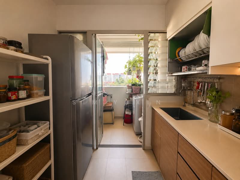 494G Tampines Street 45, 494G Tampines Street 45, 2 Bedrooms, 721 sqft, HDB Flat For Sale, by Sim Yuxin, 500195044 - Kitchen - PropertyGuru.com.sg