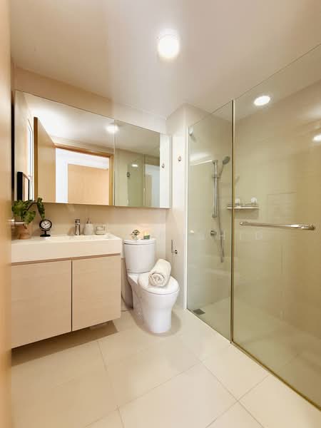 The Tampines Trilliant, 21 Tampines Central 7, 3 Bedrooms, 872 sqft, Executive Condominium For Sale, by Fariz Rashid, 500195047 - Master Bathroom - PropertyGuru.com.sg