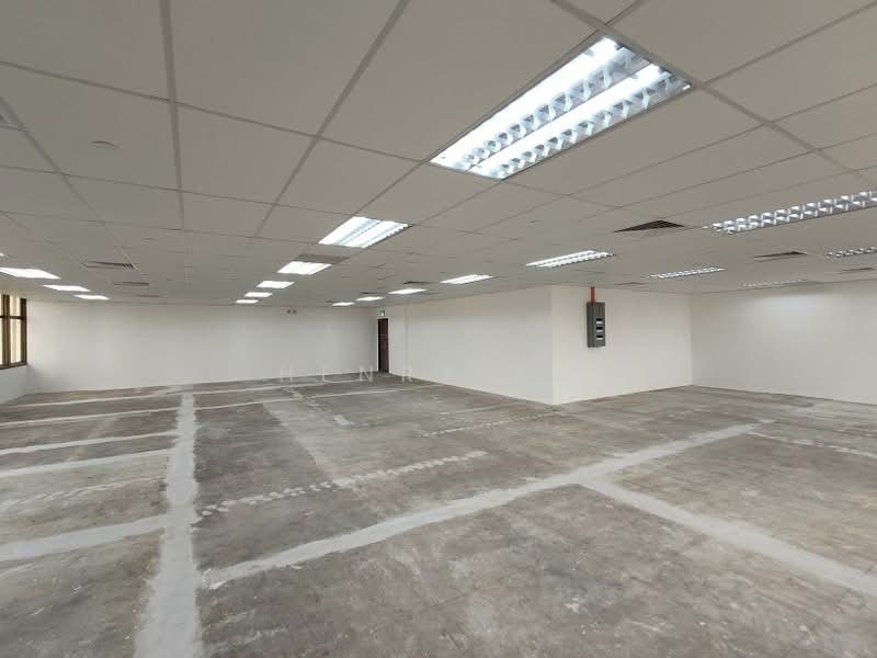 Peninsula Plaza, 111 North Bridge Road, 2,175 sqft, Office For Rent, by Henry Ng, 500195049 - Interior - CommercialGuru.com.sg