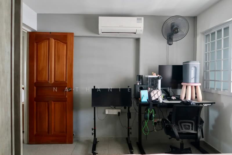 470 Jurong West Street 41, 470 Jurong West Street 41, 3 Bedrooms, 1,604 sqft, HDB Flat For Sale, by Nathaniel Oh, 500195051 - Study - PropertyGuru.com.sg