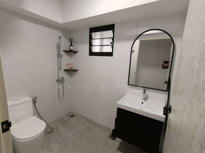 120A Punggol Edge, 120A Edgedale Plains, 3 Bedrooms, 1,120 sqft, HDB Flat For Rent, by Meiyin Pan, 500195054 - Bathroom - PropertyGuru.com.sg