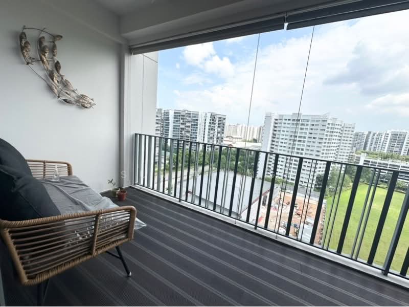 Riversails, 4 Upper Serangoon Crescent, 2 Bedrooms, 850 sqft, Condominium For Rent, by Sun Tiong, 500195056 - Large balcony that can fit dining table - PropertyGuru.com.sg
